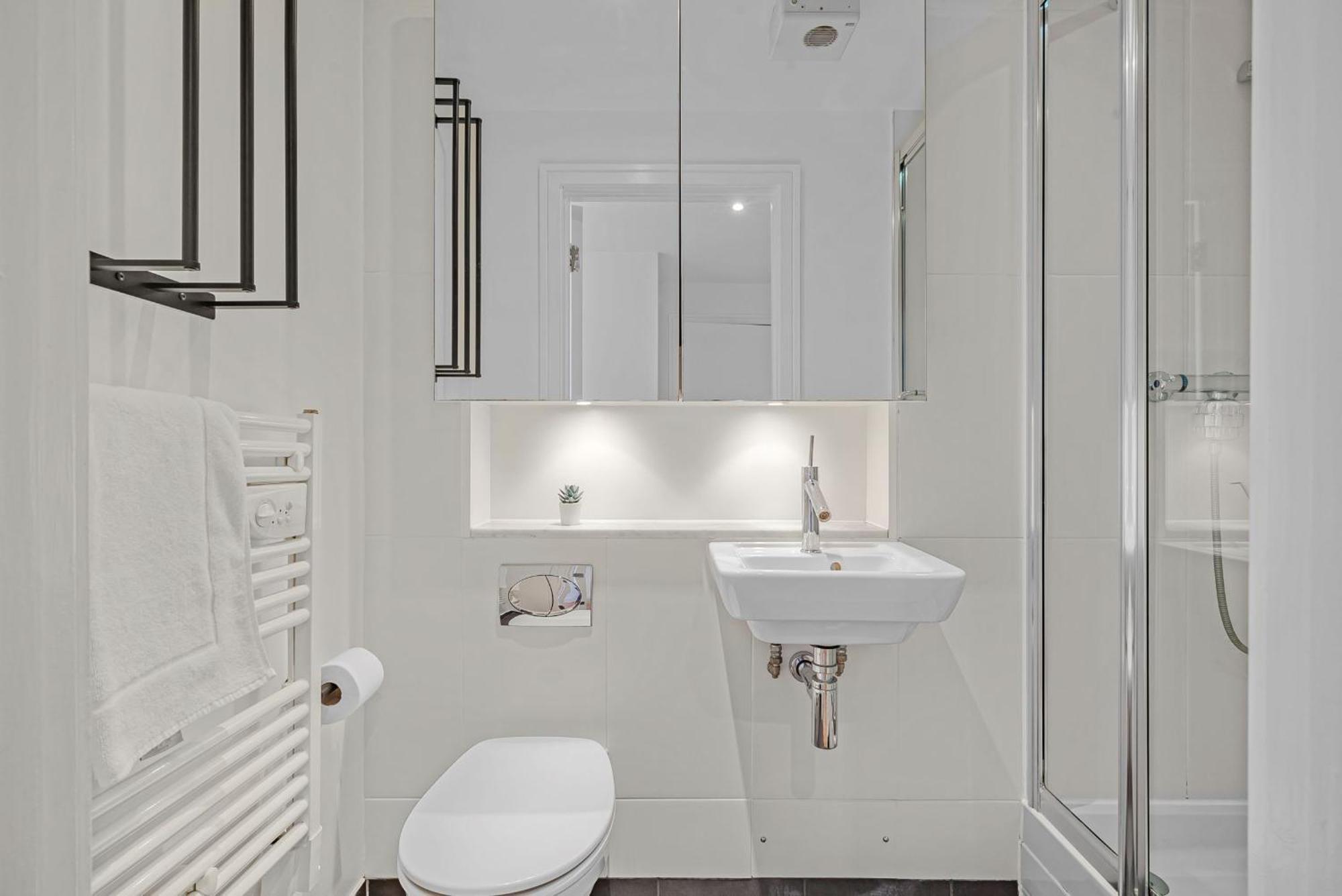 King'S Cross - 2Br With Terrace - Cityapartmentstay 伦敦 外观 照片